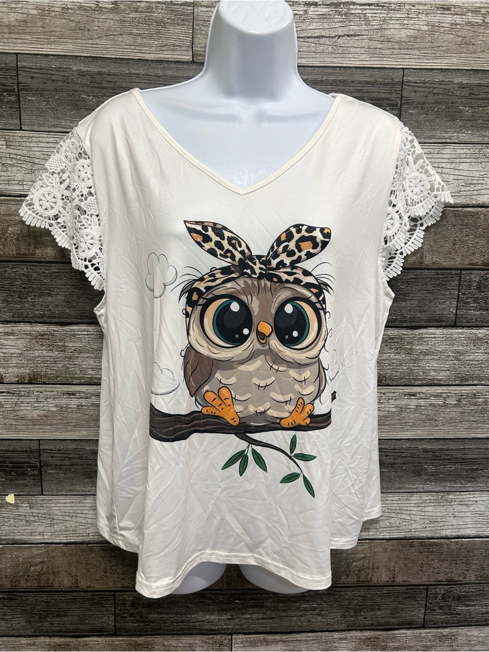 Sweet Little Big Eye Owl Sitting on Branch Lacy Sleeve Top Size XL